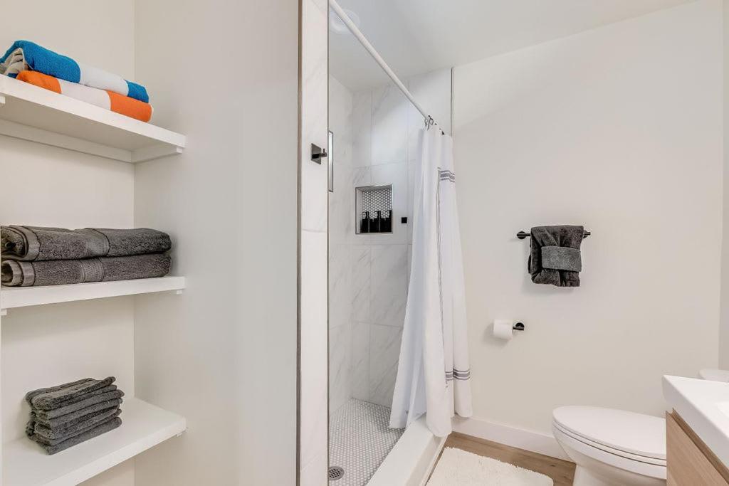 Bright New Beach House With In- Law Suite -- 2 Blocks To Beach! Сент-Огастин Экстерьер фото